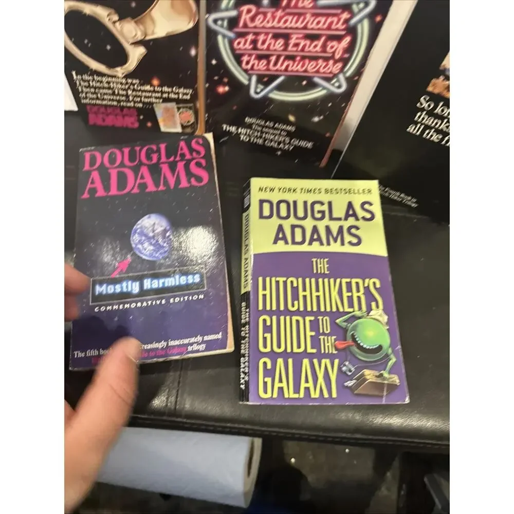 Douglas Adams Hitchhikers Guide 5 Book Lot Pan Commemorative Editions Sci Fi